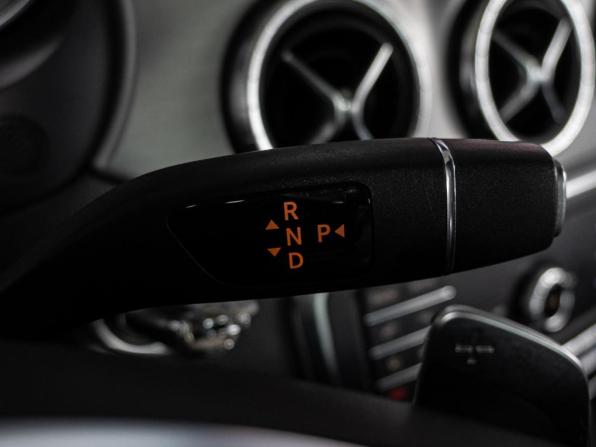 Mercedes-Benz CLA I (C117 X117) Рестайлинг с пробегом 2019 года, цена 2 150 000 рублей, 72835 км, седан, Автокод Объявления