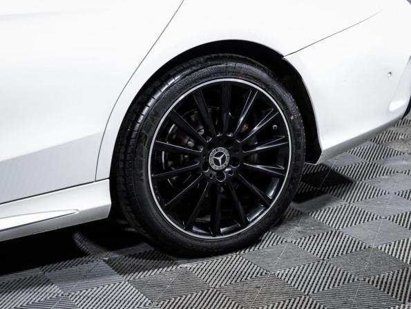 Mercedes-Benz C-Класс IV (W205) с пробегом 2018 года, цена 2 590 000 рублей, 128145 км, седан, Автокод Объявления