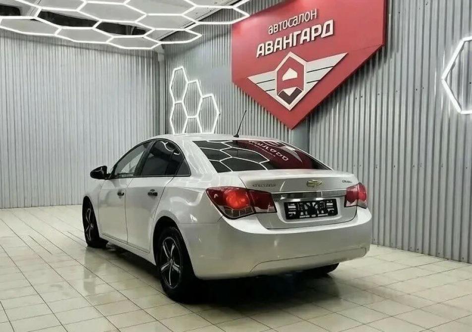 Chevrolet Cruze I Рестайлинг Альметьевск  - изображение 3
