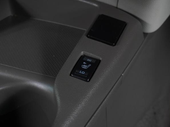 Nissan Leaf I (ZE0/AZE0) с пробегом 2012 года, цена 849 000 рублей, 135768 км, хэтчбек, Автокод Объявления