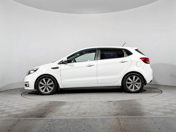 Kia Rio III Рестайлинг с пробегом 2016 года, цена 980 000 рублей, 141444 км, хэтчбек, Автокод Объявления