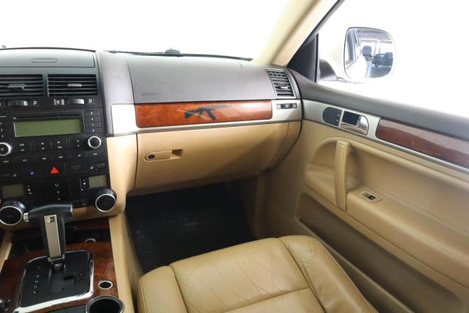 Volkswagen Touareg I Рестайлинг с пробегом 2008 года, цена 949 000 рублей, 427000 км, внедорожник, Автокод Объявления