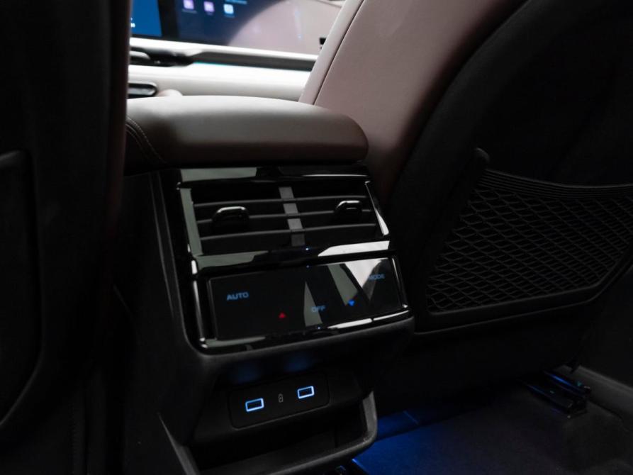 Geely Monjaro I Москва  - изображение 23