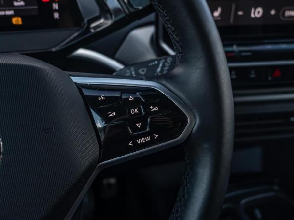 Volkswagen ID.4 с пробегом 2022 года, цена 3 840 000 рублей, 49612 км, внедорожник, Автокод Объявления