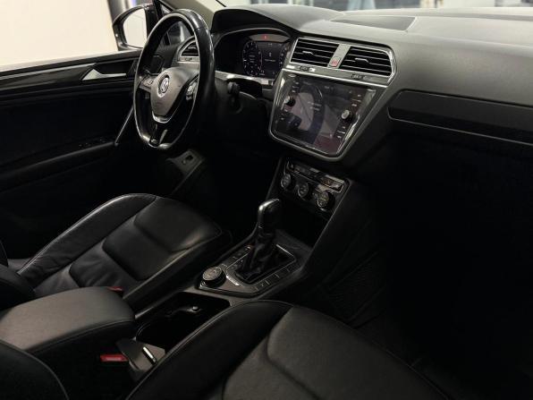 Volkswagen Tiguan II с пробегом 2018 года, цена 2 950 000 рублей, 97000 км, внедорожник, Автокод Объявления