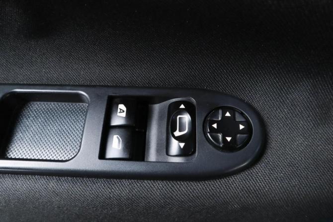 Peugeot 207 I с пробегом 2007 года, цена 639 000 рублей, 197100 км, хэтчбек, Автокод Объявления