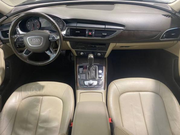 Audi A6 IV (C7) Рестайлинг с пробегом 2015 года, цена 1 749 800 рублей, 215000 км, седан, Автокод Объявления