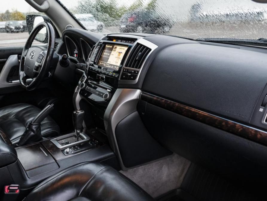 Toyota Land Cruiser 200 Series Рестайлинг 1 Москва  - изображение 10