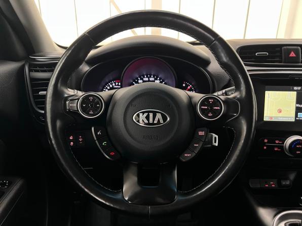 Kia Soul II Рестайлинг с пробегом 2018 года, цена 1 700 000 рублей, 78329 км, хэтчбек, Автокод Объявления