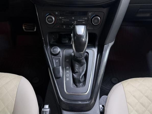 Ford Focus III Рестайлинг с пробегом 2017 года, цена 1 449 000 рублей, 192542 км, универсал, Автокод Объявления