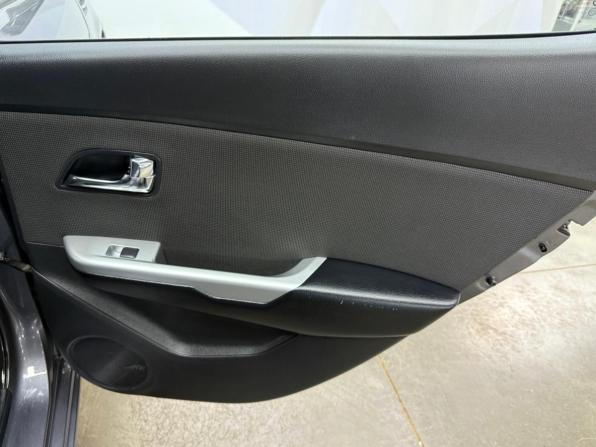 Kia Rio III с пробегом 2013 года, цена 920 000 рублей, 115125 км, хэтчбек, Автокод Объявления
