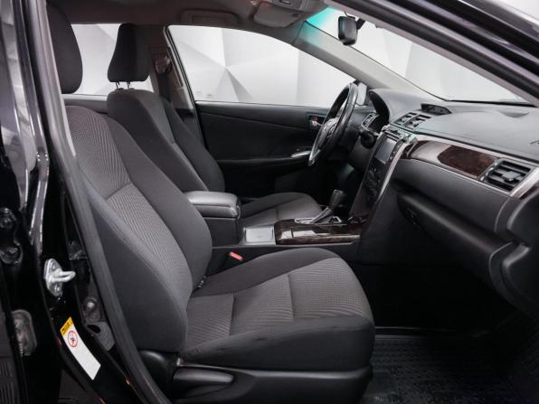 Toyota Camry VII (XV50) Рестайлинг 2 с пробегом 2017 года, цена 2 277 000 рублей, 144568 км, седан, Автокод Объявления