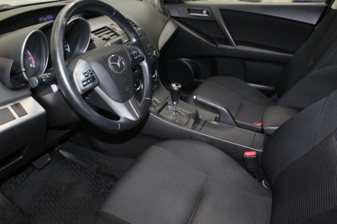 Mazda 3 II (BL) Рестайлинг с пробегом 2012 года, цена 989 000 рублей, 141026 км, седан, Автокод Объявления