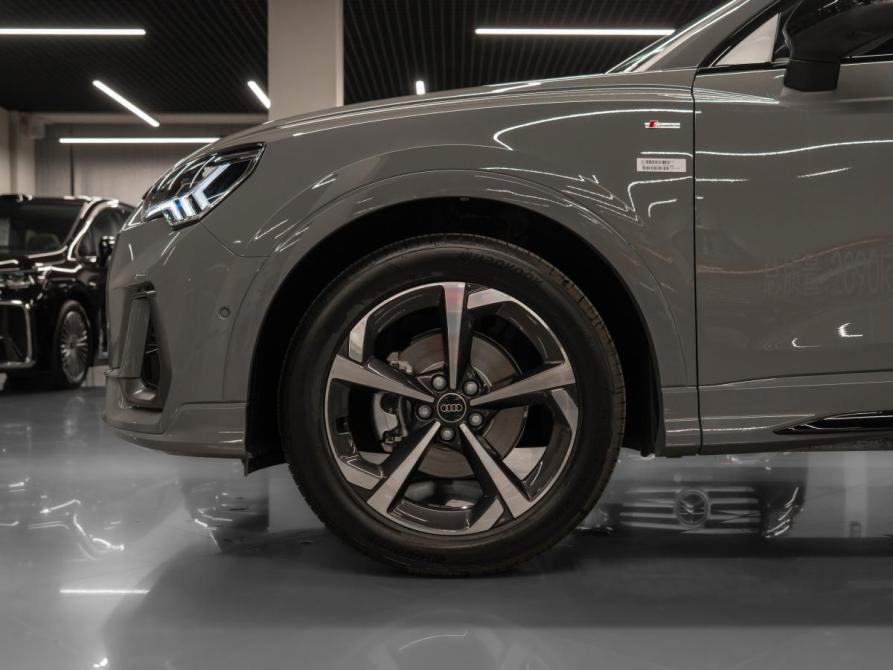 Audi Q3 II (F3) Москва  - изображение 28