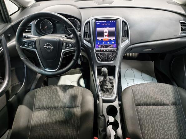 Opel Astra J Рестайлинг с пробегом 2014 года, цена 928 100 рублей, 122943 км, универсал, Автокод Объявления