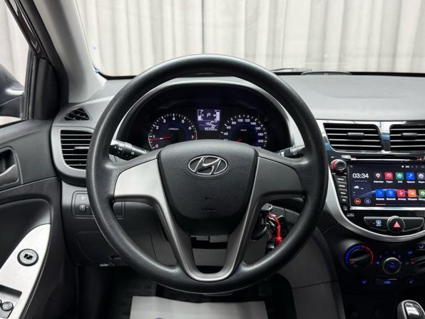 Hyundai Solaris I Рестайлинг с пробегом 2015 года, цена 1 119 000 рублей, 90331 км, хэтчбек, Автокод Объявления