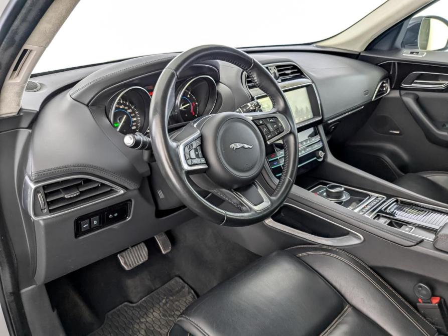 Jaguar F-Pace I Москва  - изображение 16