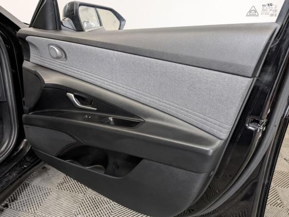 Hyundai Avante VII с пробегом 2020 года, цена 1 750 000 рублей, 100399 км, седан, Автокод Объявления
