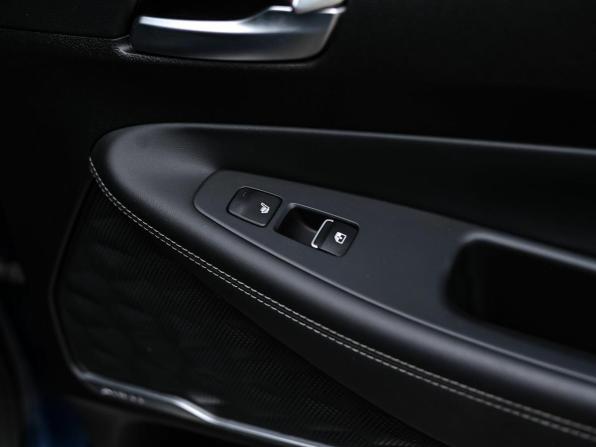 Hyundai Santa Fe IV с пробегом 2019 года, цена 2 810 000 рублей, 65047 км, внедорожник, Автокод Объявления