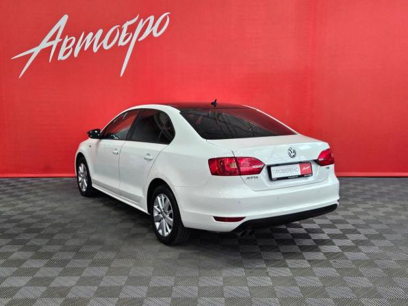 Volkswagen Jetta VI с пробегом 2013 года, цена 1 199 000 рублей, 88663 км, седан, Автокод Объявления
