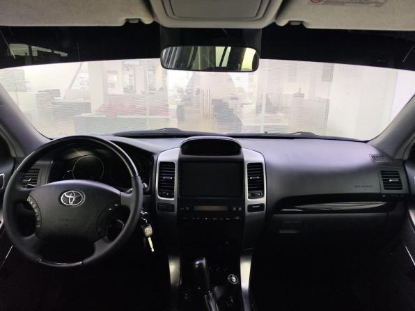 Toyota Land Cruiser Prado 120 Series Рестайлинг с пробегом 2008 года, цена 2 100 000 рублей, 318309 км, внедорожник, Автокод Объявления