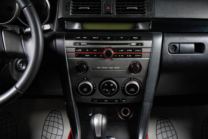 Mazda 3 I (BK) Рестайлинг с пробегом 2006 года, цена 609 000 рублей, 197000 км, хэтчбек, Автокод Объявления