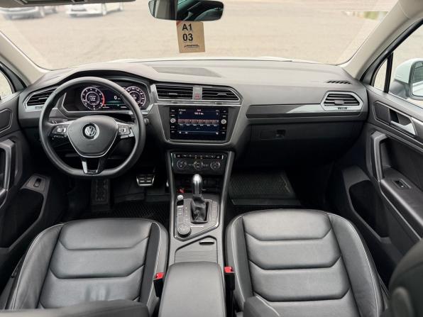 Volkswagen Tiguan II с пробегом 2018 года, цена 2 550 000 рублей, 143000 км, внедорожник, Автокод Объявления