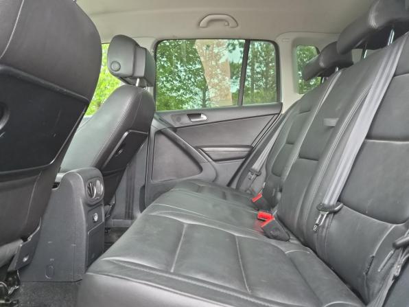 Volkswagen Tiguan I Рестайлинг с пробегом 2012 года, цена 1 400 000 рублей, 215566 км, внедорожник, Автокод Объявления
