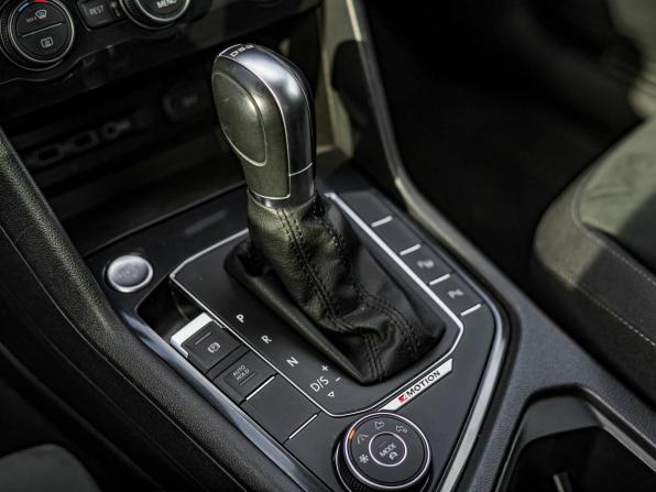 Volkswagen Tiguan II с пробегом 2018 года, цена 2 650 000 рублей, 112442 км, внедорожник, Автокод Объявления