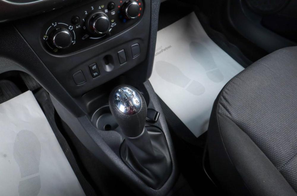 Renault Sandero II Рестайлинг Челябинск  - изображение 12
