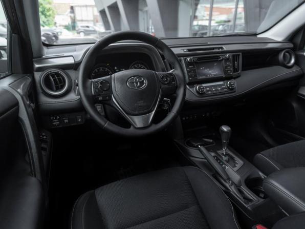 Toyota RAV4 IV (XA40) Рестайлинг с пробегом 2016 года, цена 2 290 000 рублей, 118719 км, внедорожник, Автокод Объявления
