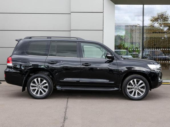 Toyota Land Cruiser 200 Series Рестайлинг 2 с пробегом 2017 года, цена 5 998 000 рублей, 233960 км, внедорожник, Автокод Объявления