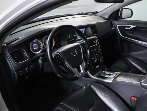 Volvo S60 II с пробегом 2012 года, цена 1 050 000 рублей, 160300 км, седан, Автокод Объявления