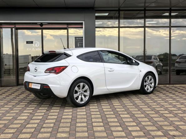 Opel Astra J Рестайлинг с пробегом 2012 года, цена 720 000 рублей, 178877 км, хэтчбек, Автокод Объявления