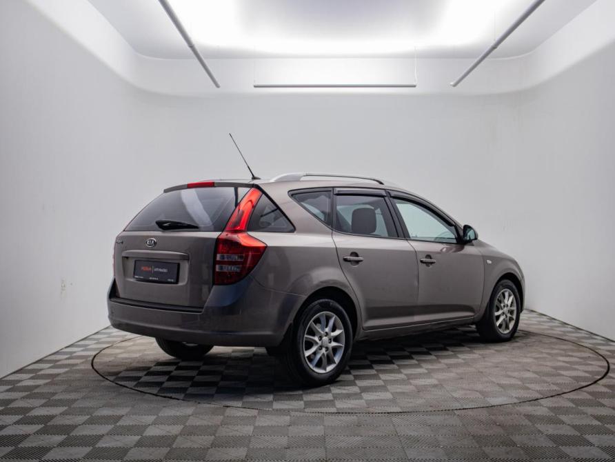 Kia Ceed I Москва  - изображение 5