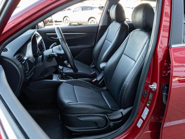 Kia Rio IV Рестайлинг с пробегом 2021 года, цена 1 740 000 рублей, 81999 км, хэтчбек, Автокод Объявления