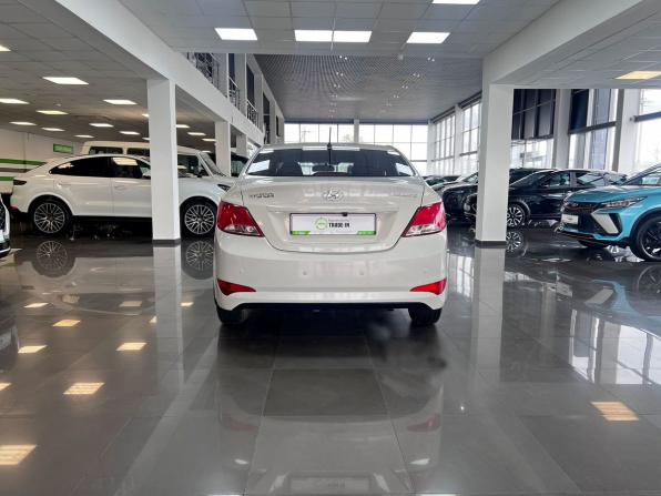 Hyundai Solaris I Рестайлинг с пробегом 2014 года, цена 945 000 рублей, 131849 км, седан, Автокод Объявления