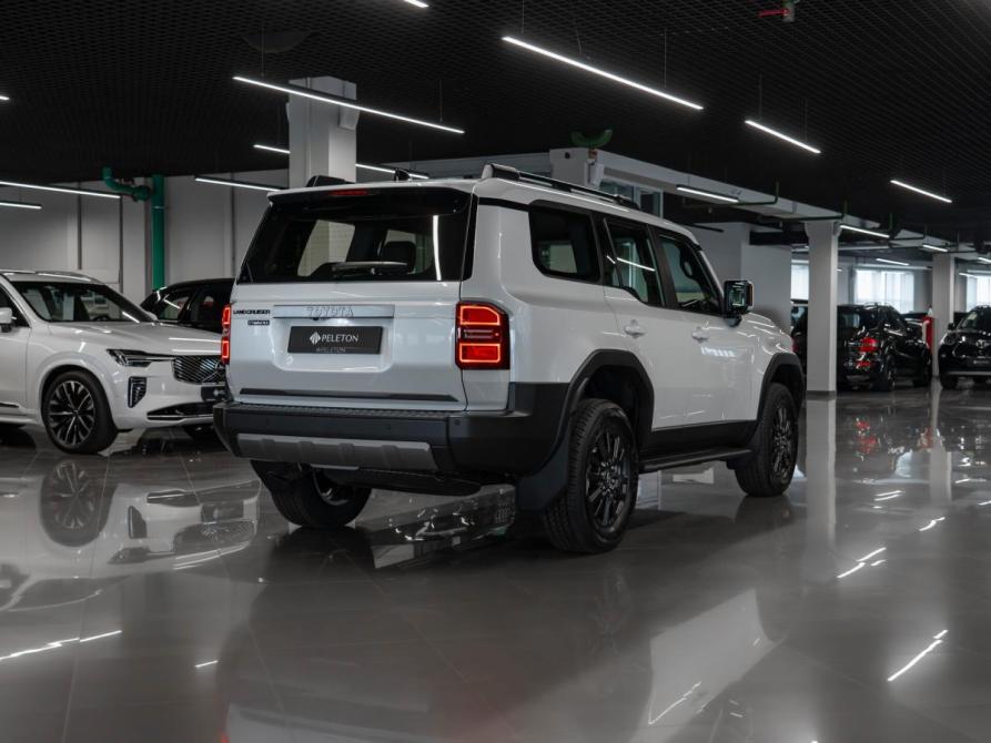 Toyota Land Cruiser Prado 250 Series Москва  - изображение 4
