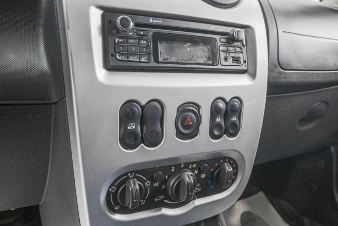 Renault Sandero I с пробегом 2012 года, цена 599 000 рублей, 172000 км, хэтчбек, Автокод Объявления