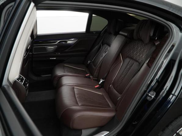 BMW 7 серии VI (G11/G12) с пробегом 2016 года, цена 4 050 000 рублей, 161766 км, седан, Автокод Объявления