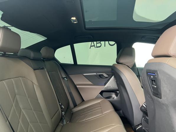 BMW 5 серии VIII (G60/G61/G68) с пробегом 2023 года, цена 6 499 000 рублей, 40133 км, седан, Автокод Объявления