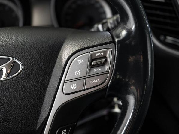 Hyundai Santa Fe III с пробегом 2012 года, цена 1 650 000 рублей, 177269 км, внедорожник, Автокод Объявления