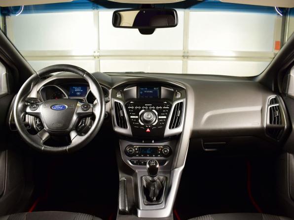Ford Focus III с пробегом 2012 года, цена 849 999 рублей, 172833 км, универсал, Автокод Объявления