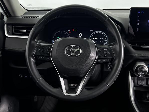 Toyota RAV4 V (XA50) с пробегом 2024 года, цена 3 570 000 рублей, 48823 км, внедорожник, Автокод Объявления