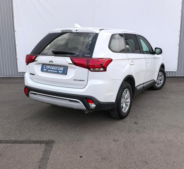Mitsubishi Outlander III Рестайлинг 3 Санкт-Петербург  - изображение 2