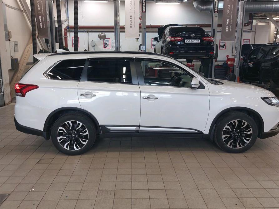 Mitsubishi Outlander III Рестайлинг 3 Москва  - изображение 16