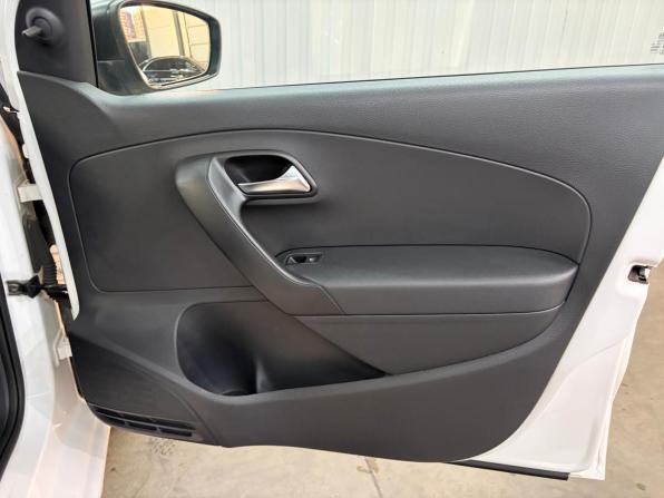 Volkswagen Polo V с пробегом 2013 года, цена 697 000 рублей, 131174 км, седан, Автокод Объявления
