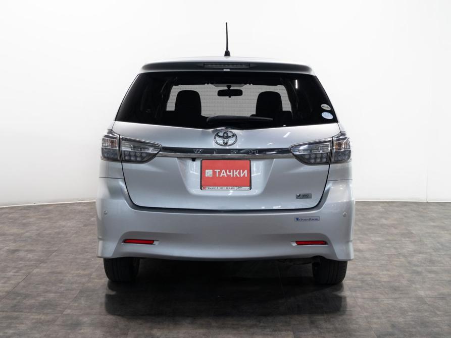 Toyota Wish II Рестайлинг Чита  - изображение 4