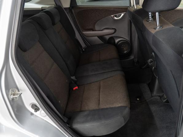 Honda Fit Shuttle I Рестайлинг с пробегом 2013 года, цена 870 000 рублей, 163449 км, универсал, Автокод Объявления
