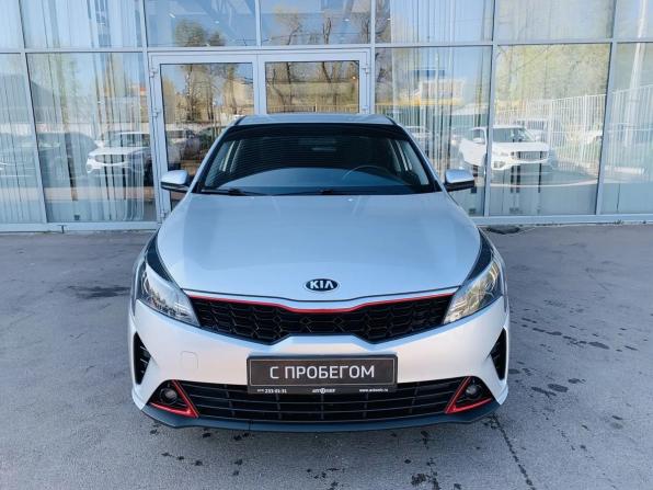 Kia Rio IV Рестайлинг с пробегом 2021 года, цена 1 680 000 рублей, 98100 км, седан, Автокод Объявления